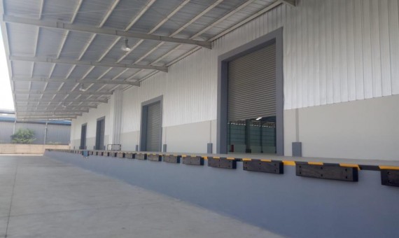 Gudang Grade Logistik Dilengkapi Loading Dock di KiTiC Deltamas Cikarang, Dekat Jababeka Delta Silikon Cikarang