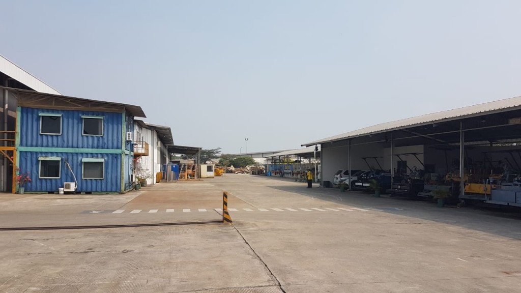 Gudang Pabrik di Delta Silikon Lippo Cikarang Dilengkapi Hois Crane Capacity 25 Ton + 10 Ton — foto 4