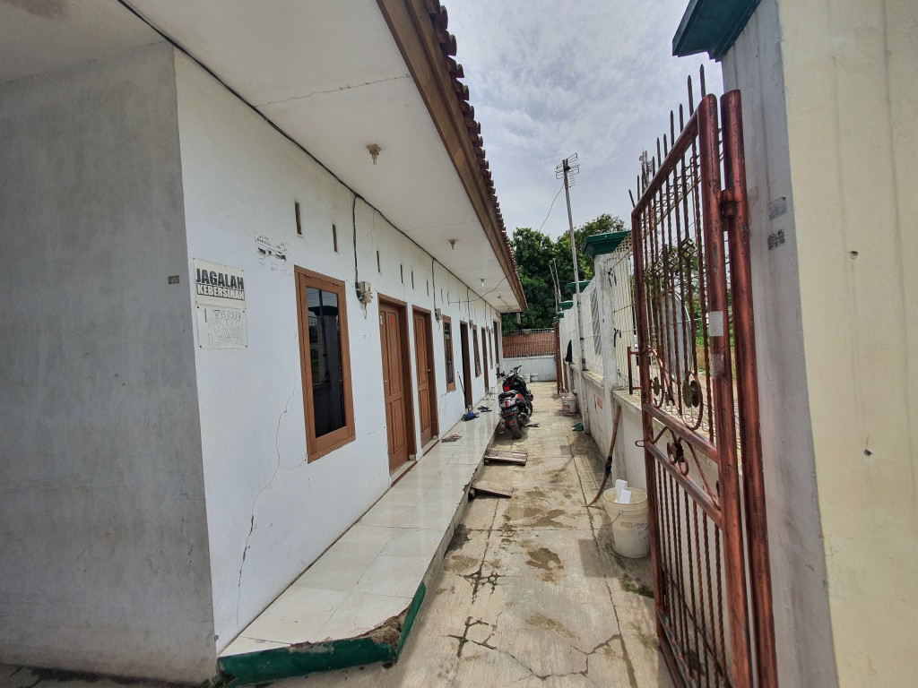 Kontrakan Karyawan dikelilingi Kawasan Industri Cikarang , Penghasilan 9-10% / Tahun — foto 3