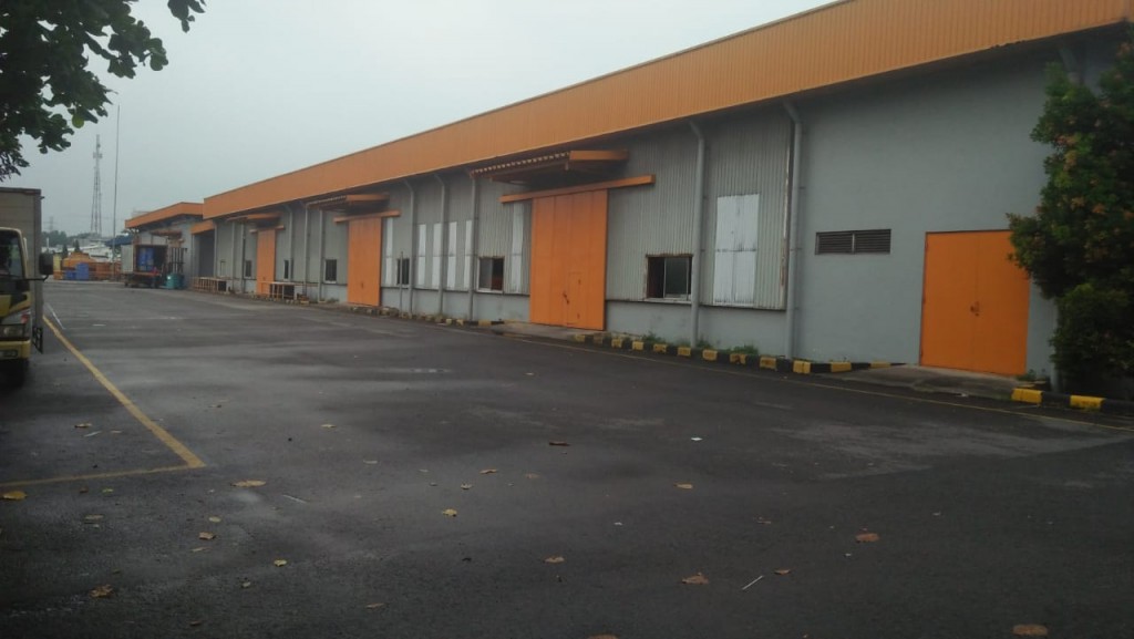Ex Pabrik Plastik Injection di MM2100 Cibitung Dekat EJIP Cikarang — foto 1