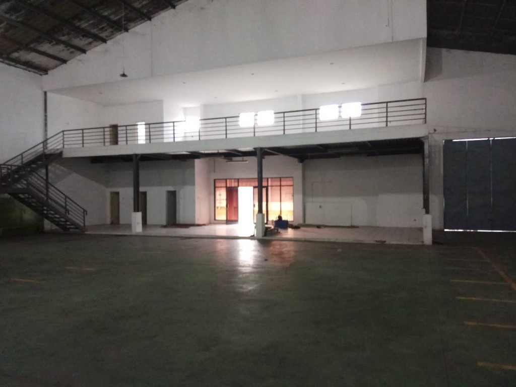 Hanya Dua Unit, Gudang MM2100 Cibitung, Dekat Gudang Jababeka Cikarang — foto 4