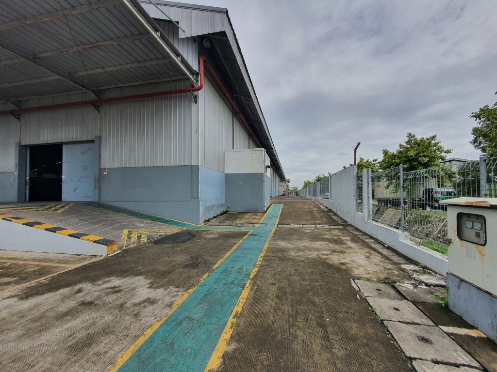 Gudang Logistik Harga Sewa Murah, Gudang Delta silikon dekat Gudang Jababeka Cikarang — foto 5