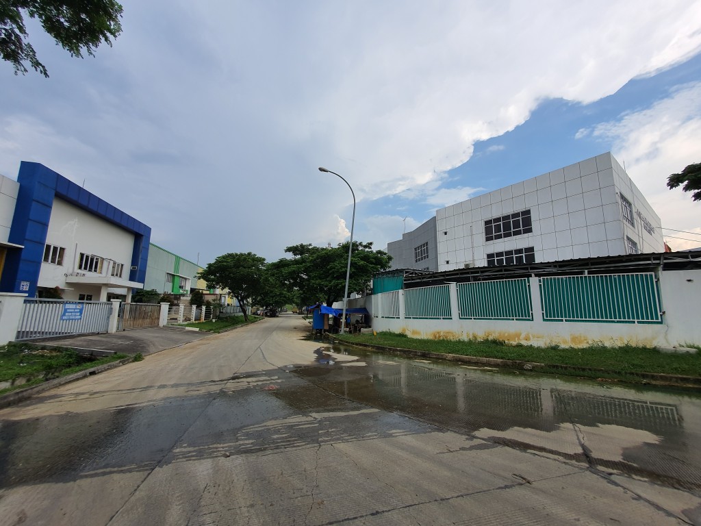 Gudang Baru Murah di Cikarang Delta Silikon, Gudang Jababeka Cikarang — foto 4