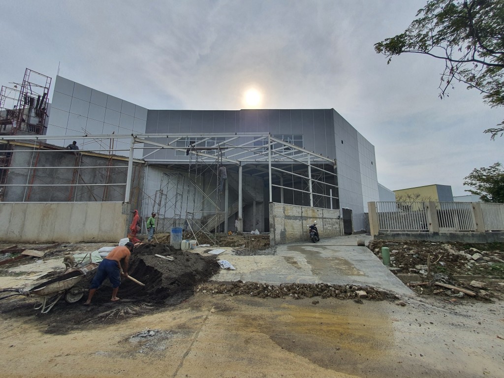 Gudang Baru Strategis di Cikarang Delta Silikon, Gudang Jababeka Cikarang — foto 3