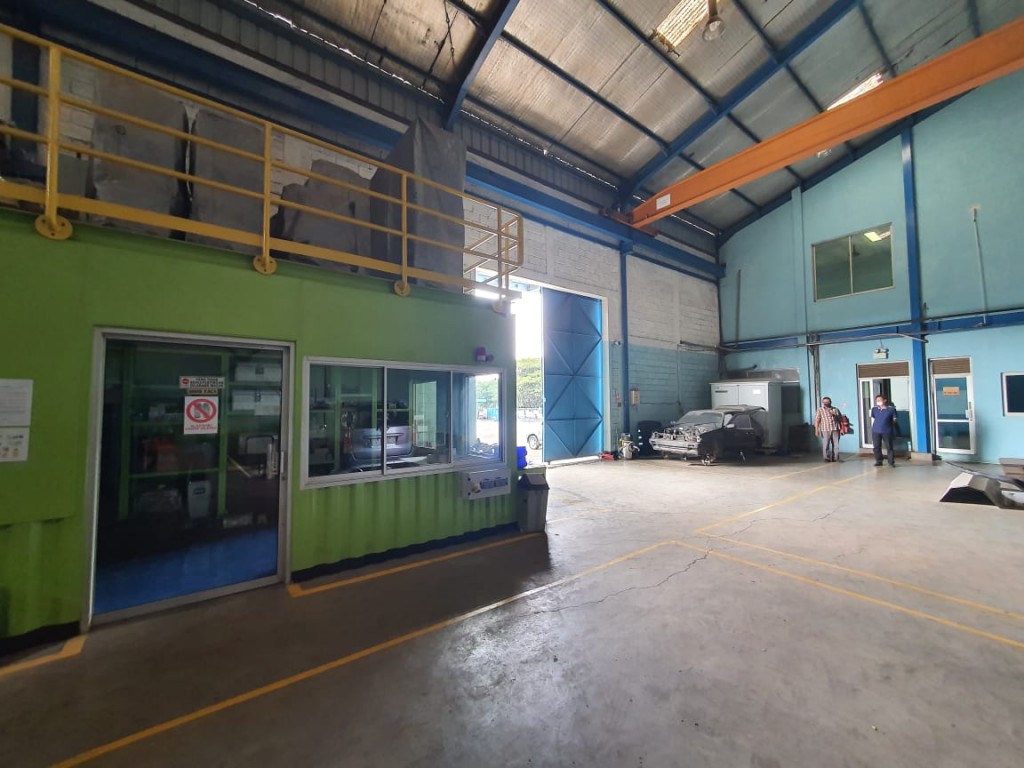 Gudang Siap Pakai di Kawasan Industri Jababeka Cikarang — foto 3