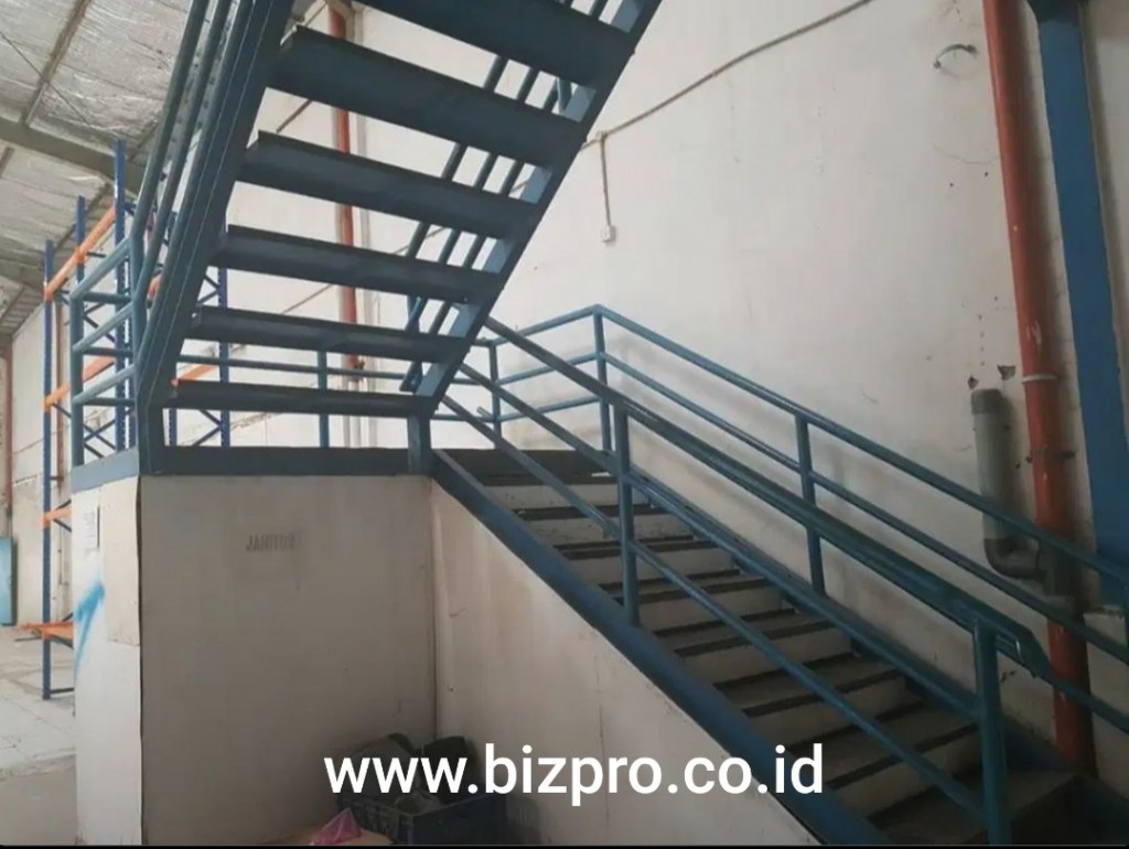 Gudang SFB Strategis 1.460 M2 di Jababeka Cikarang — foto 4