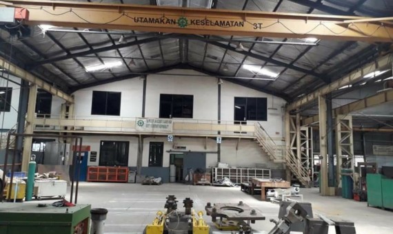 Jual Gudang Workshop Jababeka 2 Cikarang, Pinggir Jalan Raya
