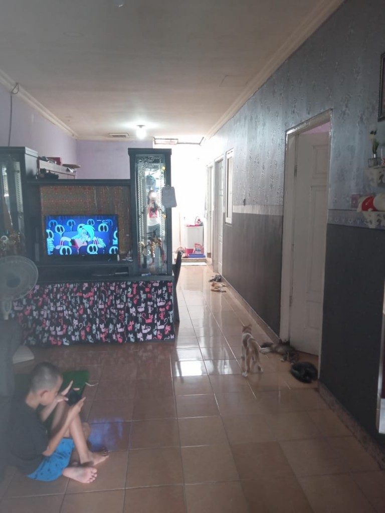 Rumah 3 Kamar Tidur Full Furnished di Perumahan Graha Cikarang — foto 2