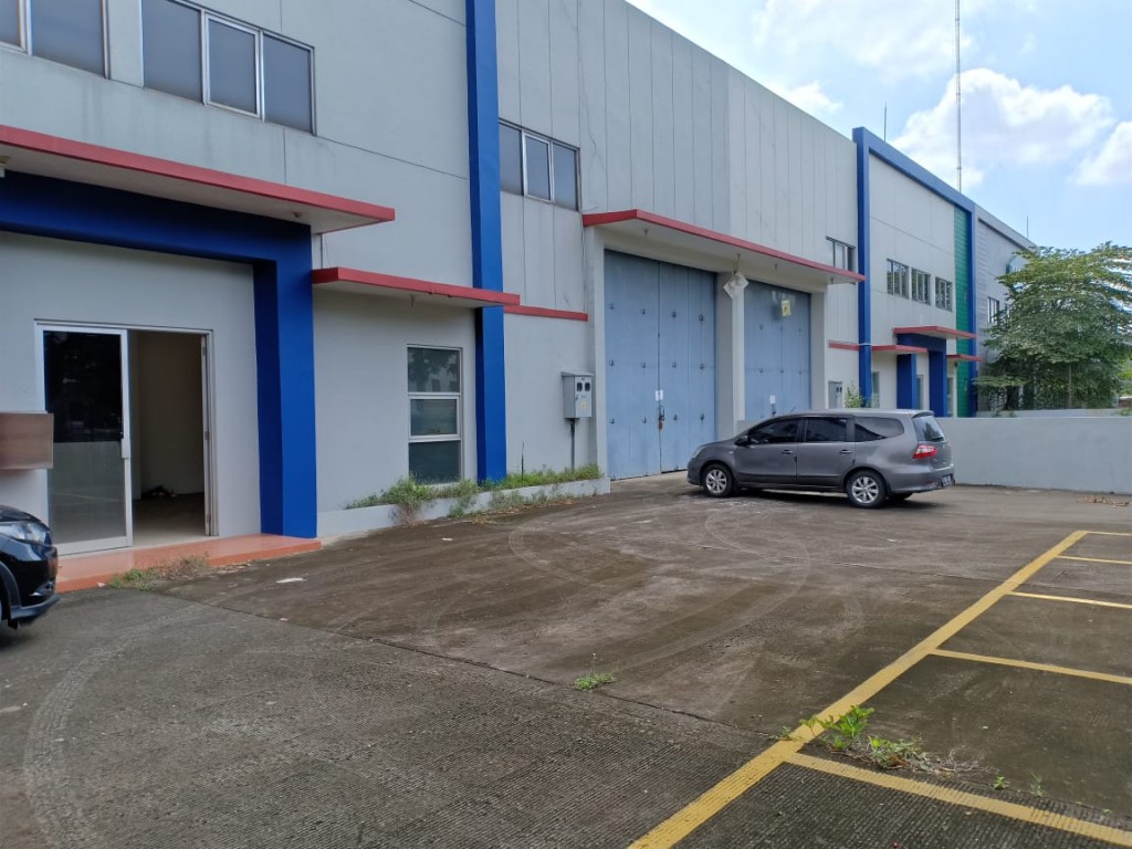 Di bawah pasaran Disewakan Gudang Delta Silicon Lippo Cikarang dkt Jababeka & Deltamas — foto 2