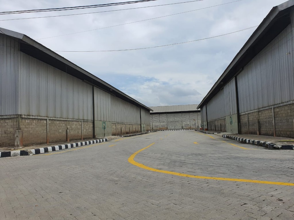 Disewakan Gudang di Karawang Barat Jl Proklamasi dkt KIM KIIC Karawang — foto 3