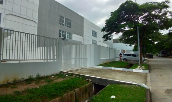 Gudang Sewa Delta Silicon 3 Lippo Cikarang Bekasi, Disewakan per 3 Bulan