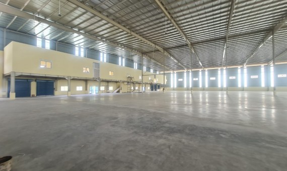 DISEWAKAN GUDANG DI DELTA SILICON 6 LIPPO CIKARANG, BEKASI DILENGKAPI SLF dan IMB INDUSTRI