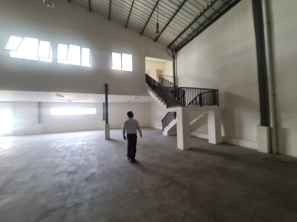 Disewakan Gudang di Delta Silicon 3 Lippo Cikarang dekat Jababeka 7 — foto 3