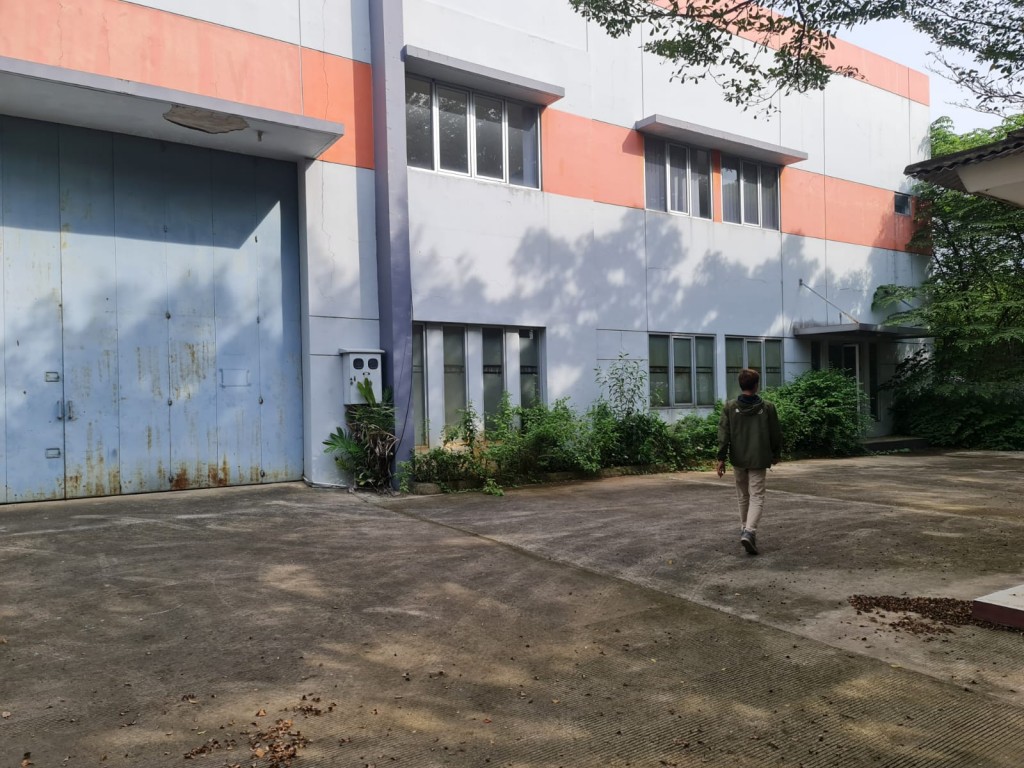 Disewakan Gudang OFFICENYA BESAR di Delta Silicon 3 Cikarang, dkt Jababeka 8 — foto 2