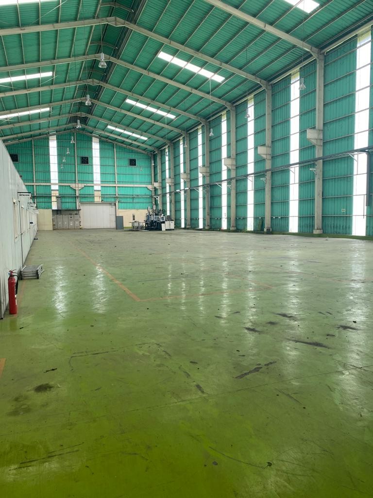 Dijual Gudang di Jababeka 5 Cikarang, Bekasi Bangunan dengan Lahan Luas dkt Delta Silicon 1, Lippo Cikarang — foto 1
