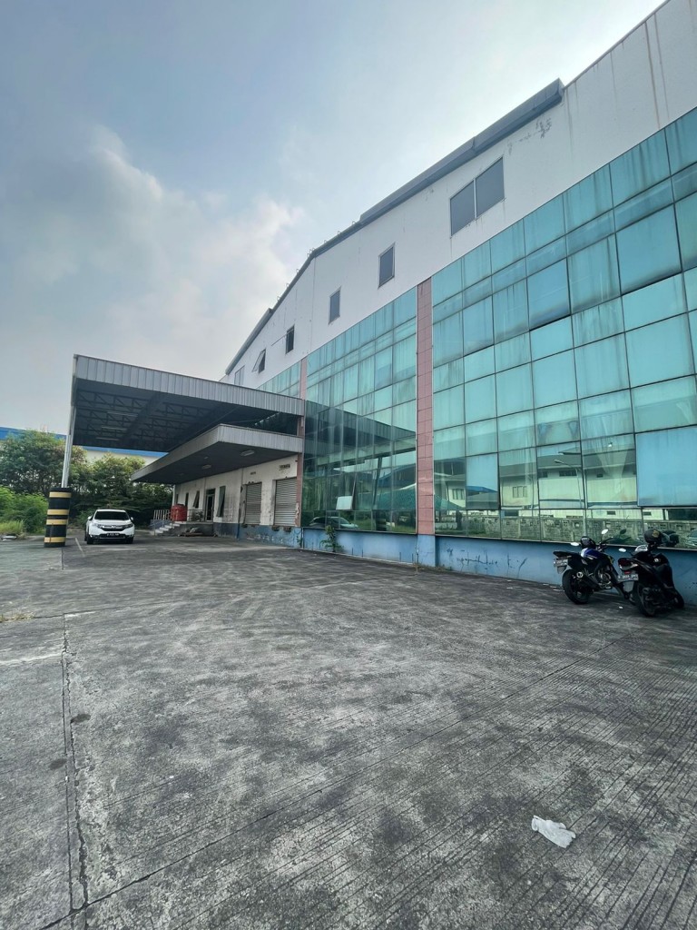 Dijual Pabrik Gudang Kawasan Industri Delta Silicon 1 Lippo Cikarang dkt Jababeka 3 — foto 1