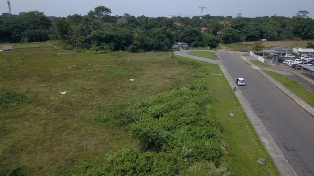 Dijual Kavling Komersial di jl Utama KJIE,KIIC,KNIC Karawang Barat — foto 3